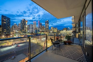 Enjoy a hot summer evening relaxing on the large balcony overlooking the skyline and Calgary Tower views!