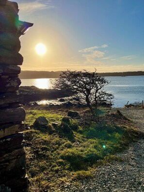 Pathway around the lodge. 