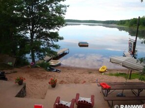 Awesome Sandy Beach w/ Pontoon, Kayaks, paddle boat and raft