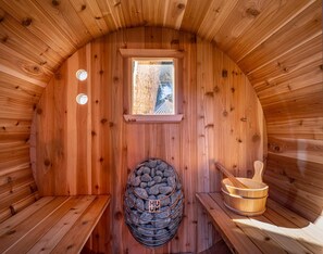 We have a cedar barrel sauna that guests can enjoy.