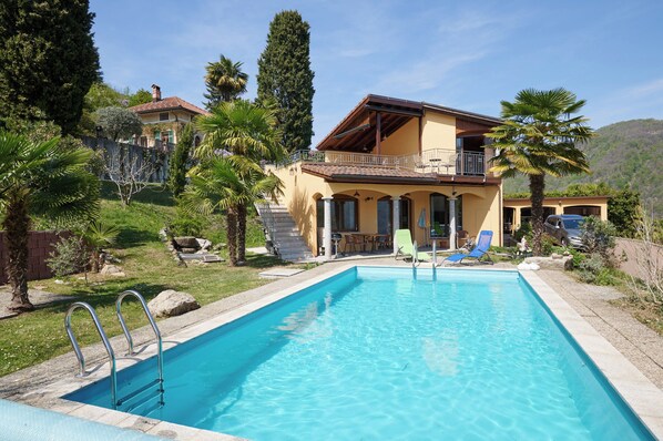 Piscina