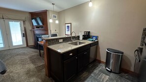 Sink, Sink Faucet, Floor, Chair, Painting