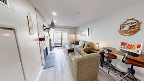 "Indoors","Home Decor","Furniture","Living Room","Floor"