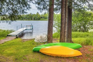 Private Dock | Rowboat & 2 Kayaks Provided