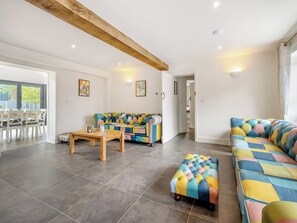 Living area | Orchard Barns - Barn Escapes, Stapleton