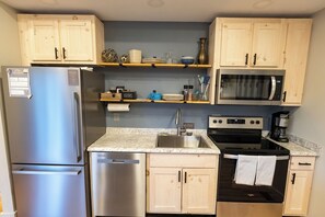 Joes Ridge Getaway for Two 17