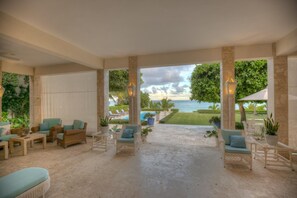 Marina 4 Oceanfront Luxury Villa in Puntacana Resort (4408)