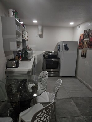 Private kitchen