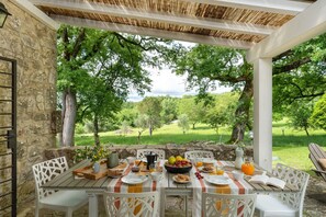 Building Exterior, Garden, Outdoor, Summer
