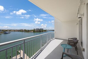 Unit's private balcony - overlooks the Intracoastal