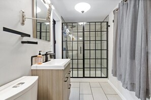 Spacious Bathroom