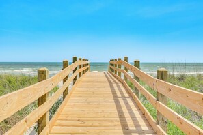 Strand