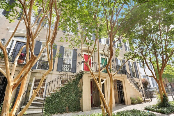 Welcome to Troup Square Manor!