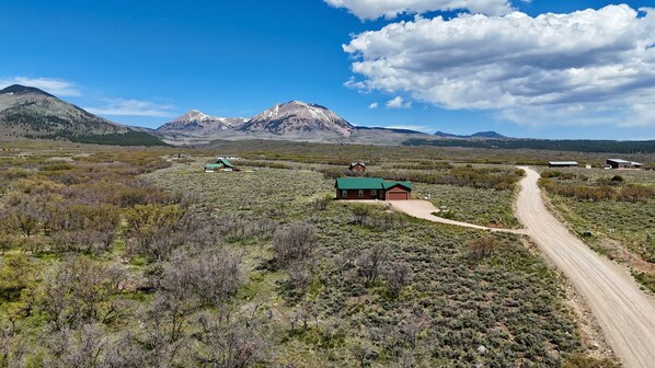 Yellow Door Retreat in Old La Sal