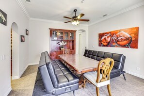 Dining Room | Dishware & Flatware