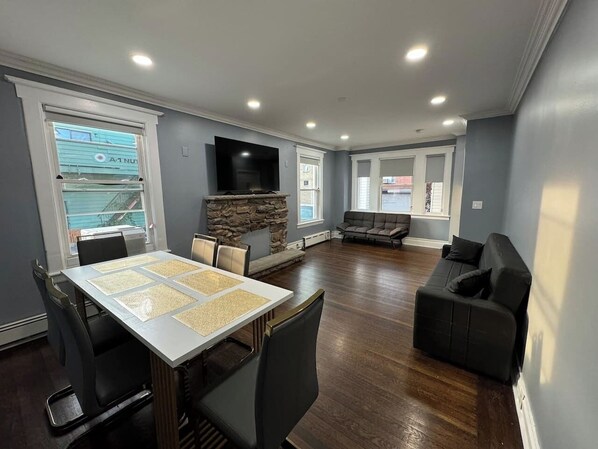 Cozy family space!