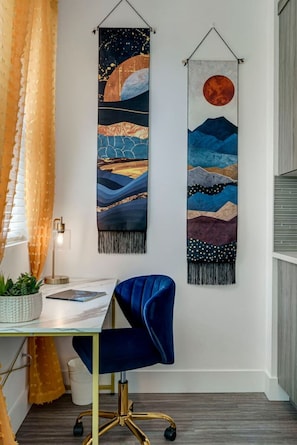Money never sleeps, so we provide a dedicated workspace to inspire you.