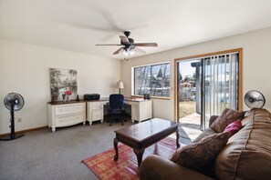 Furniture, Indoors, Living Room, Couch, Table