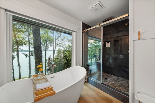 Enjoy panoramic lake views from the soaking tub