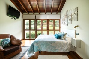 View (from property/room),Photo of the whole room,Garden view