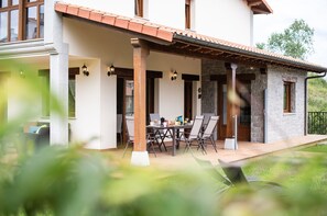 Balcony/Terrace,Garden view