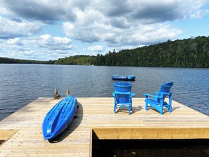 Private dock with swim ladder, lakeviews, boat docking