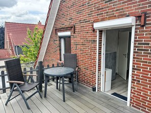 Furniture, Building, Window, Brickwork, Brick, Wood, Road Surface, Cloud