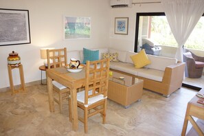 Living Area & Dining Area