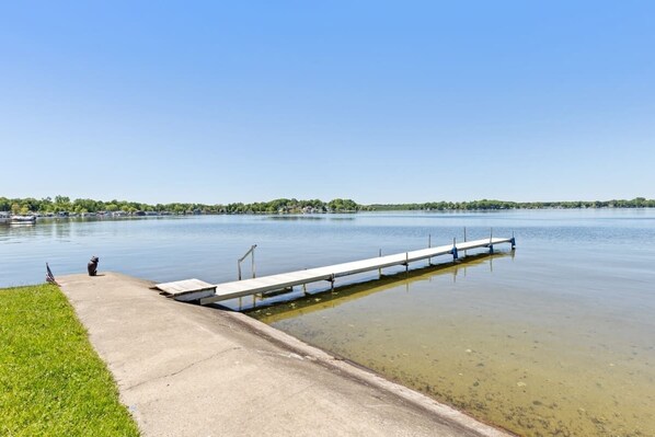 Dock