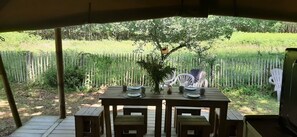 Outdoor dining