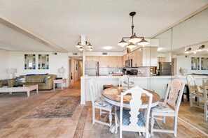 ,Dining Area,