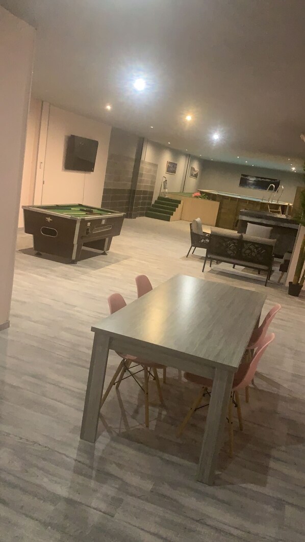 Game room
