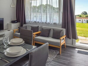 Open plan living space | Kingfisher, Great Yarmouth
