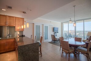 Living Room 4