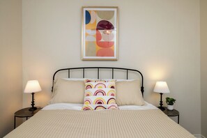 Bedroom #2- Queen bed