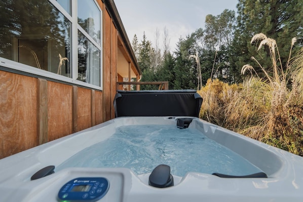 Bain à remous extérieur
