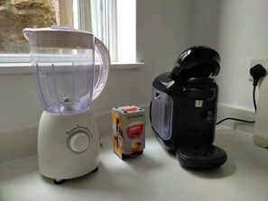 Kaffee und/oder Kaffeemaschine