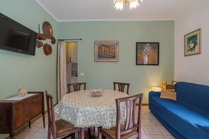 Living and dining room