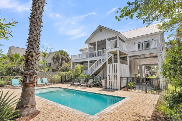 Cover Shot Pool Shot 607 Pompano St - RESHOOT-5