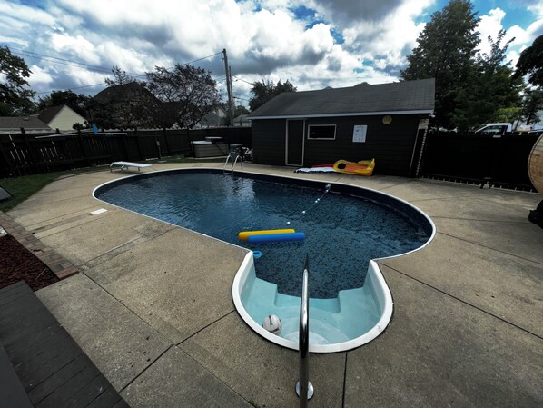 Pool