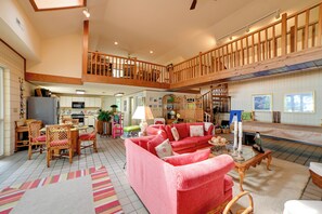 Living Room | Free WiFi | Central A/C | Pool Table | 1st Floor