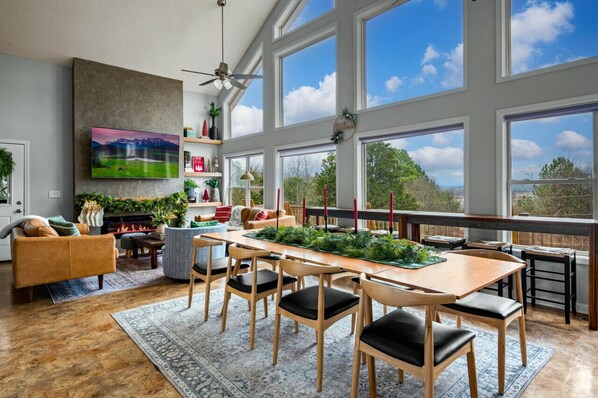 Whether you're celebrating a special occasion or just taking a well-deserved break, this living area offers the perfect holiday escape.