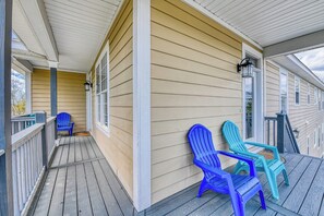 One Block Inn B