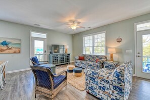 One Block Inn B