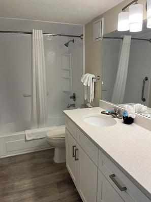 Shower/tub combo