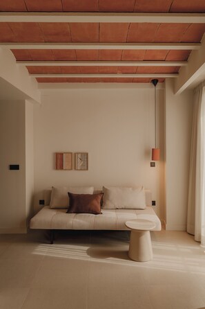 Living Room (2)