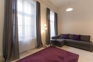 Living room (1)