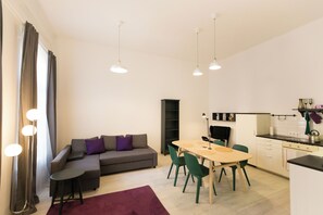 Kitchen-Living room (2)