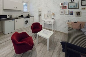 Living room (2)