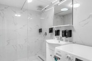 Bathroom (2)